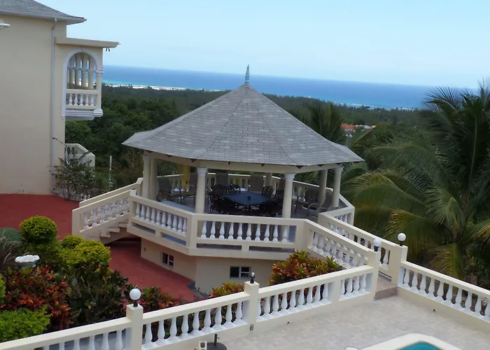 The Royal Kensington 4 Villa