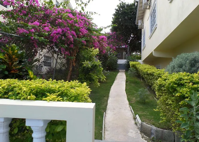 The Royal Kensington 4 Villa *